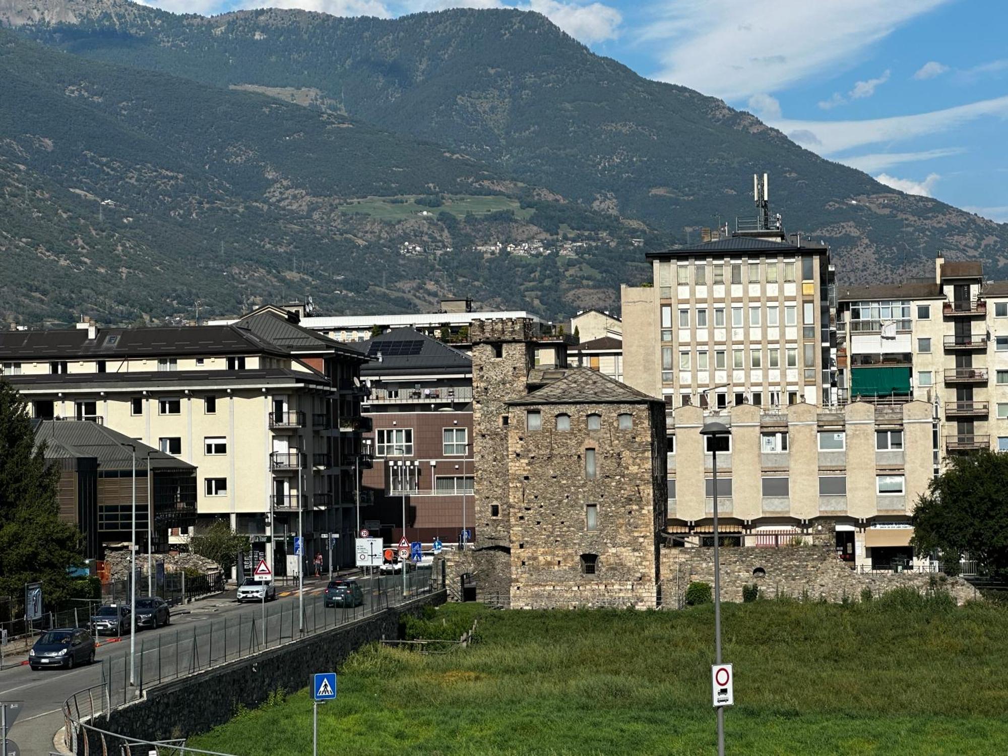 Aosta Center Holidays Apartments Kültér fotó